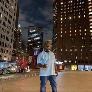 Meet your Posher, Troy s